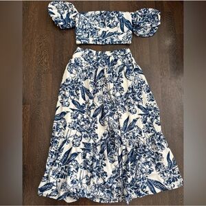 Abercrombie & Fitch set Blue and White Floral Top